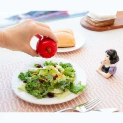 Silver Buffalo Disney Snow White And Apple Ceramic Salt And Pepper Shaker Set -Disney Sales Store GUEST 02ae69c6 bcfd 4308 a78c bf7b17ed609e