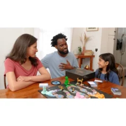 The Magical World Of Disney Trivia Game -Disney Sales Store GUEST 20bb4dbb bdca 4b5e 83ed a4e181f57017