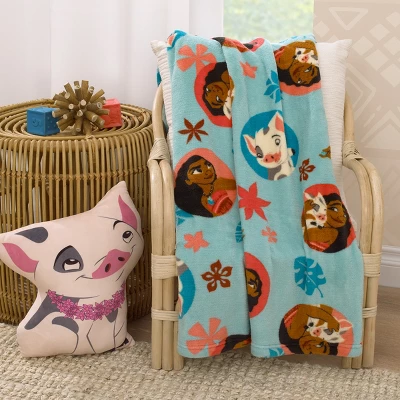 NoJo Disney Moana Free As The Ocean Aqua, Orange, And White, Pua Pig, And Hei Hei Chicken Super Soft Toddler Blanket 2 NoJo Disney Moana Free As The Ocean Aqua, Orange, And White, Pua Pig, And Hei Hei Chicken Super Soft Toddler Blanket - Image 2