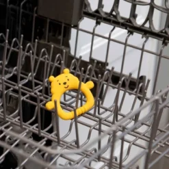 Disney Silicone Teether - Winnie The Pooh -Disney Sales Store GUEST 7920fc1a 046a 459a bf19 e89e5a75ead0