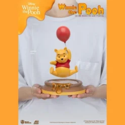 Disney Winnie The Pooh Floating (Egg Attack Floating)