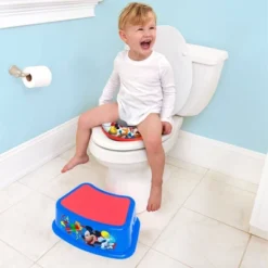 Disney Mickey Mouse Step Stool -Disney Sales Store GUEST 91a6e2e6 a8a9 49b9 8b1b 18c679821055