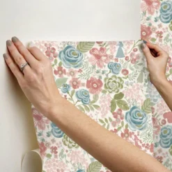 Disney Princess Watercolor Floral Kids' Peel And Stick Wallpaper Blush -Disney Sales Store GUEST bb705321 24a8 4371 8440 5bf3d7248c7d